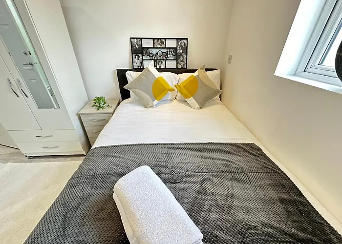 Studio Apartment At Harrow Road London