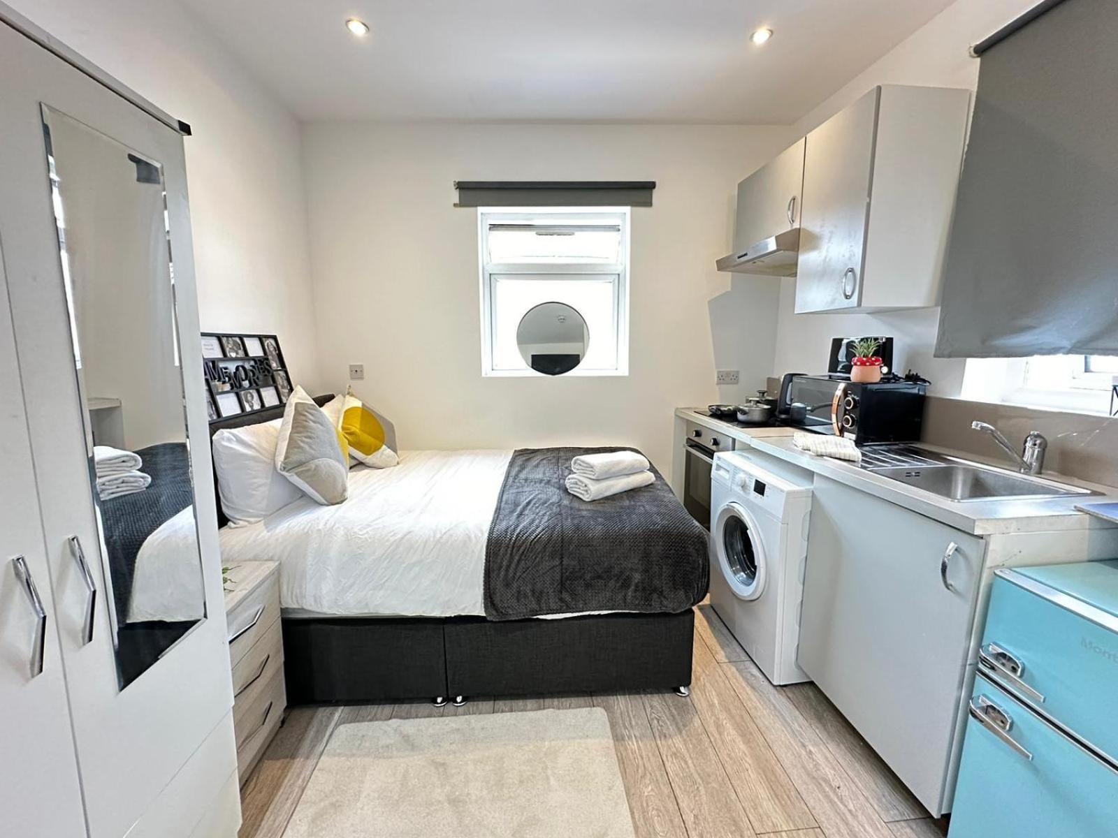 Studio At Harrow Road